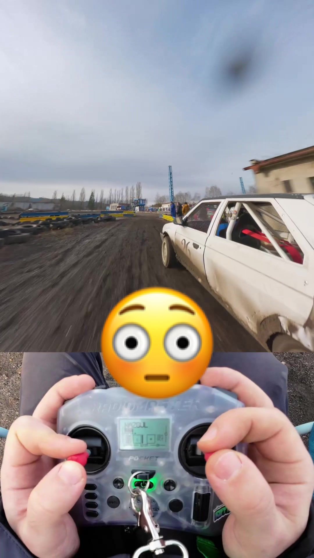 Comment aveugler un pilote de drone FPV avec une voiture de course?