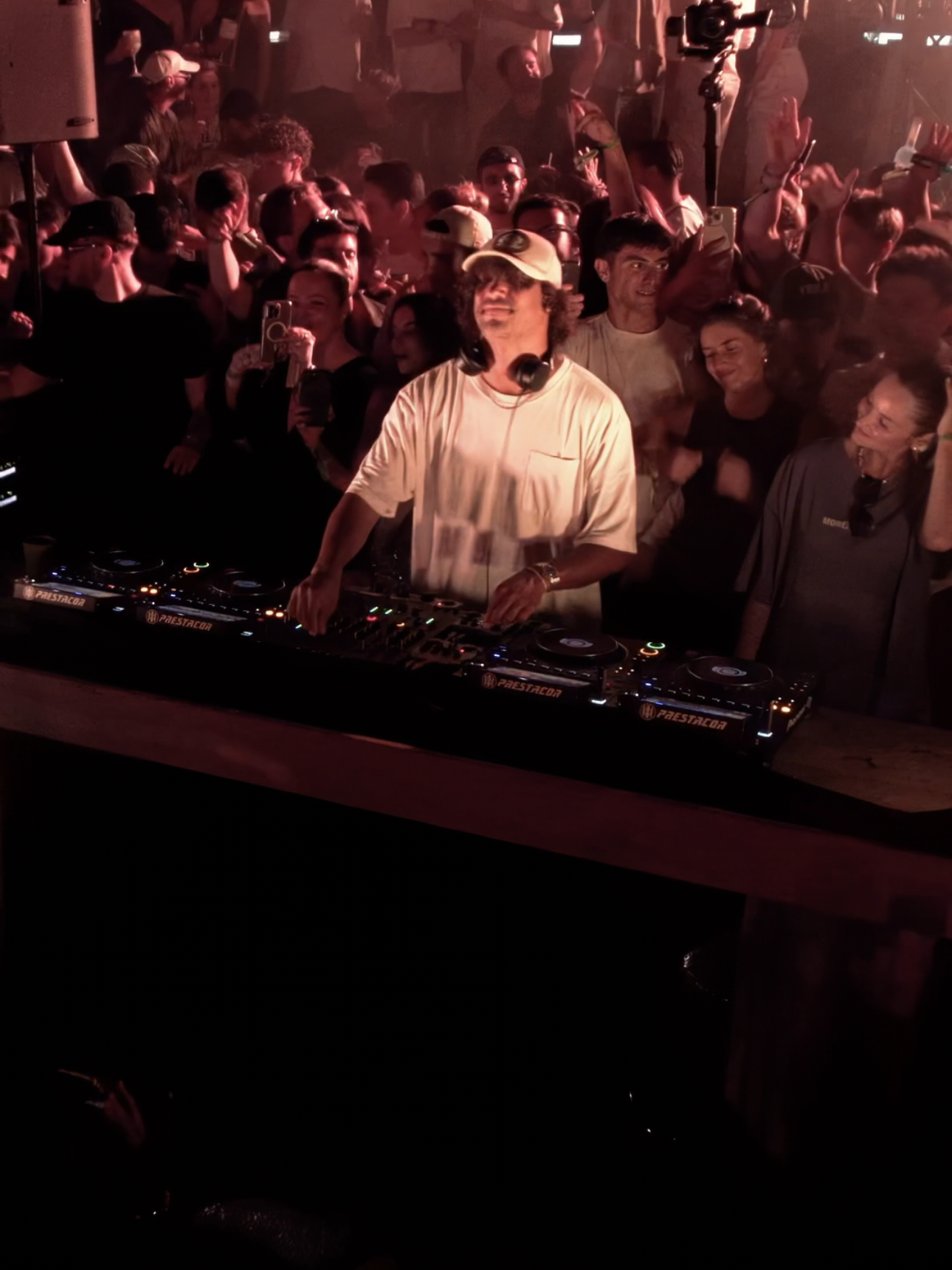 Prestations FPV – Événementiel haut de gamme Immersion totale au sealounge à P