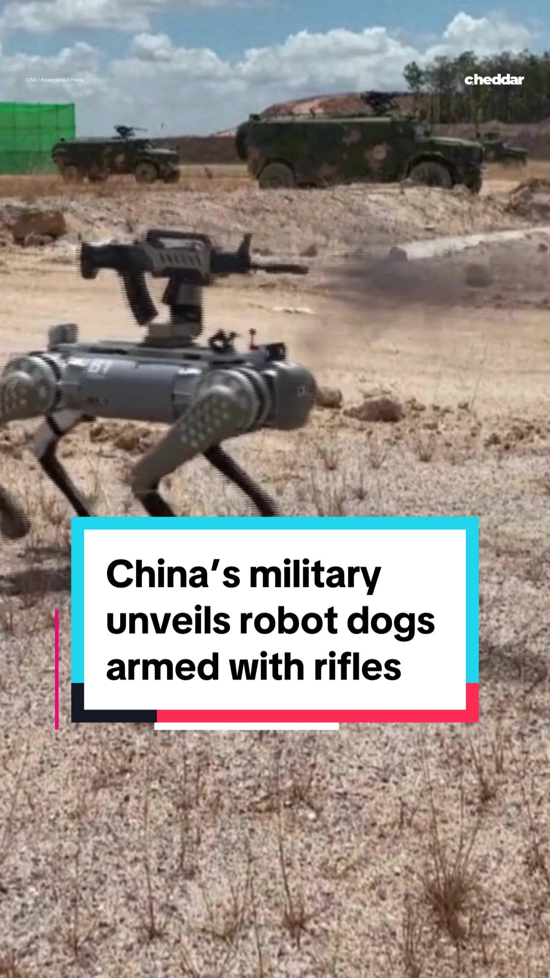 La Chine a présenté sa dernière arme militaire: un chien de robot qui tourne le fusil. Durine