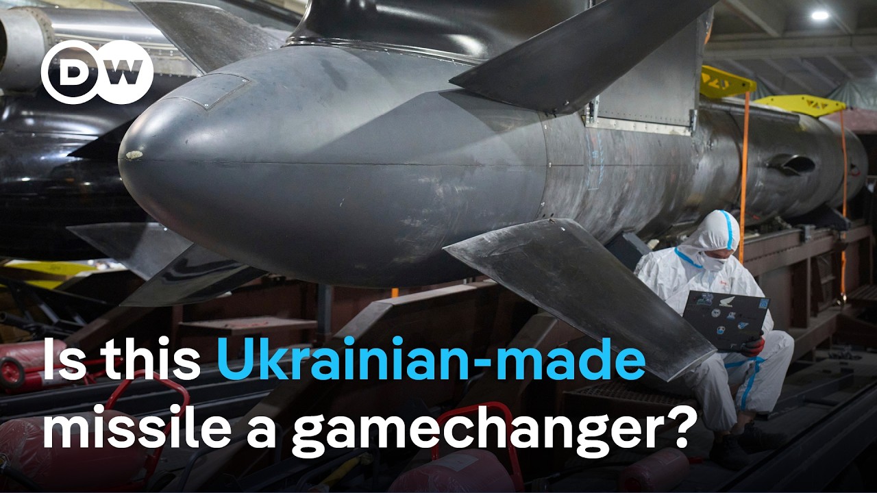 What will give Ukraine the edge? Fiber-optic drones or long-range cruise missiles? | DW News