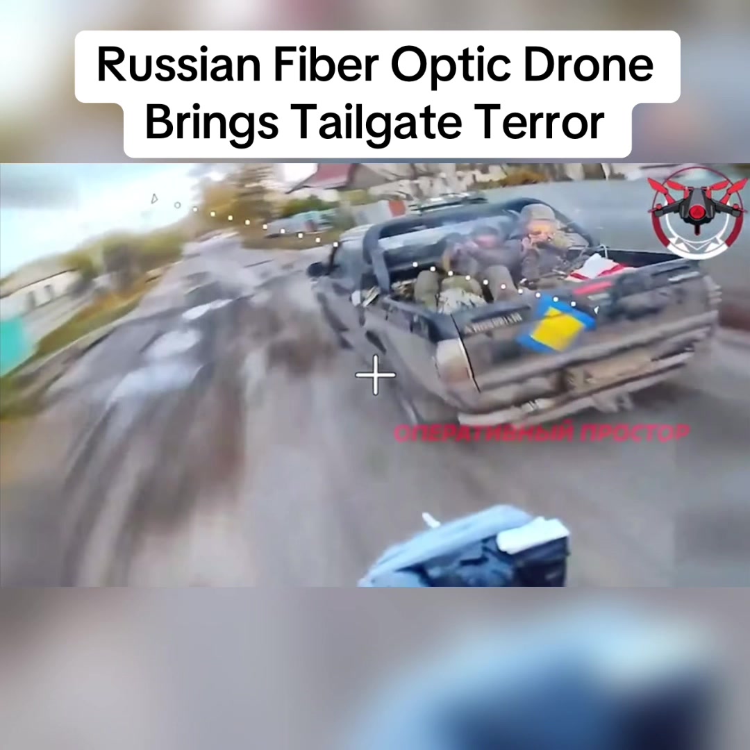 Cette séquence vient du point de vue d'un drone russe à fibre optique, étant c