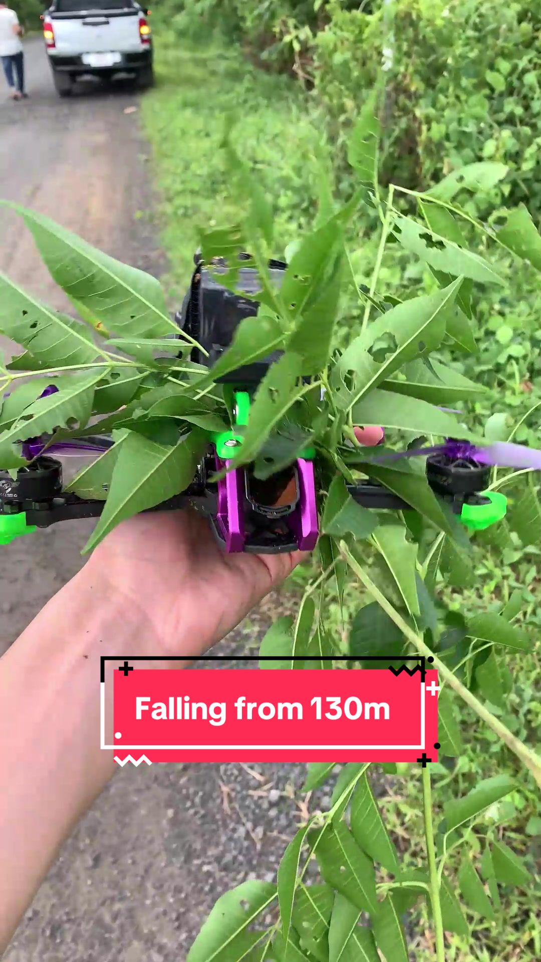 Il est toujours vivant après une chute de 130m