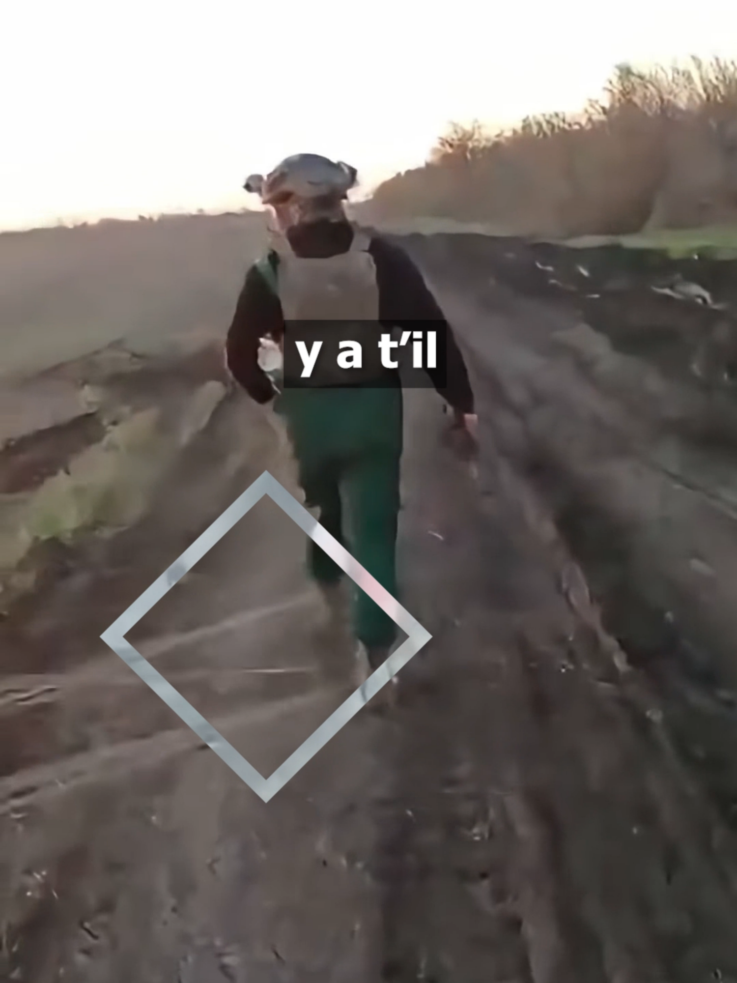 Mais c'est quoi ces fils sur les champs de bataille ?