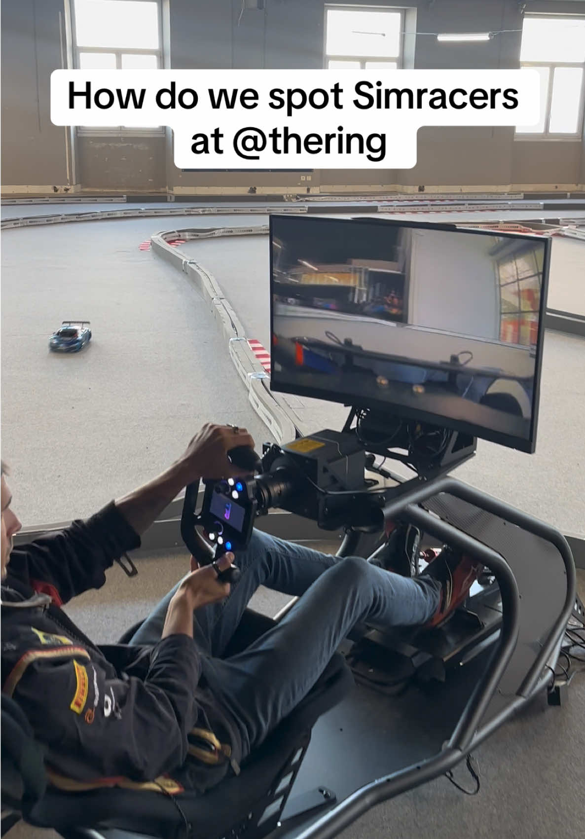 Ils prennent les lignes de course après 3 tours