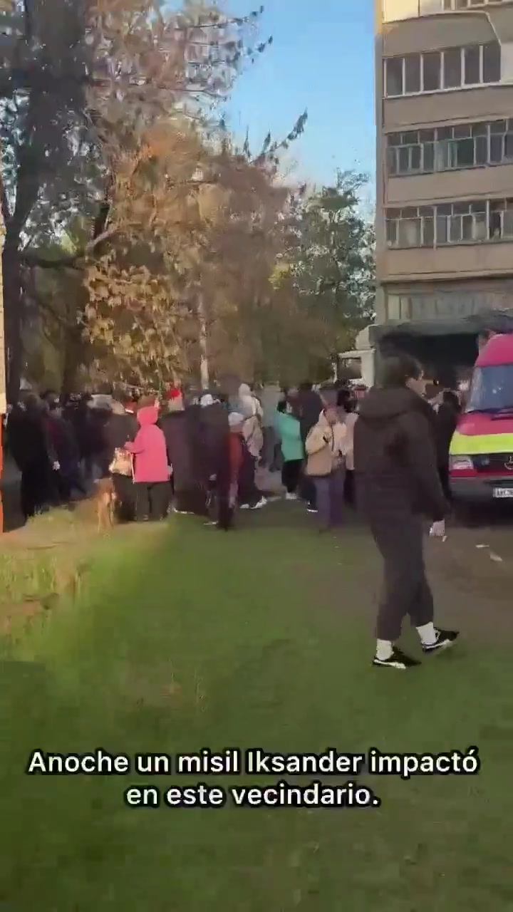 Les aventures des journalistes espagnols en Ukraine et l'attaque d'un drone russe