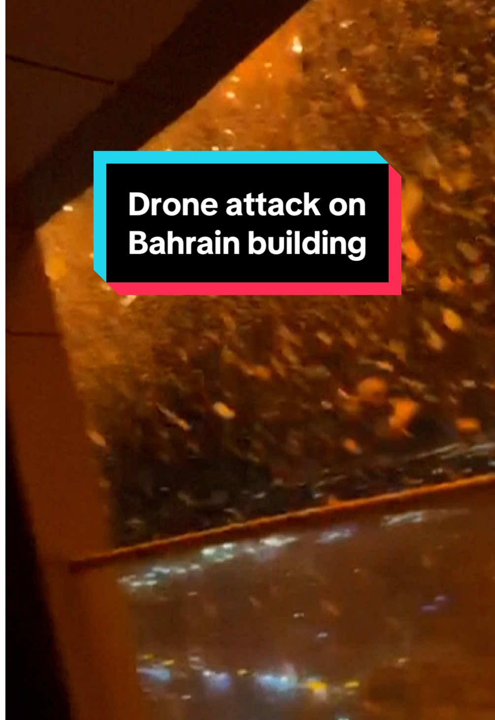 Une vidéo semble montrer un drone iranien présumé frappant un bâtiment à Bahreïn