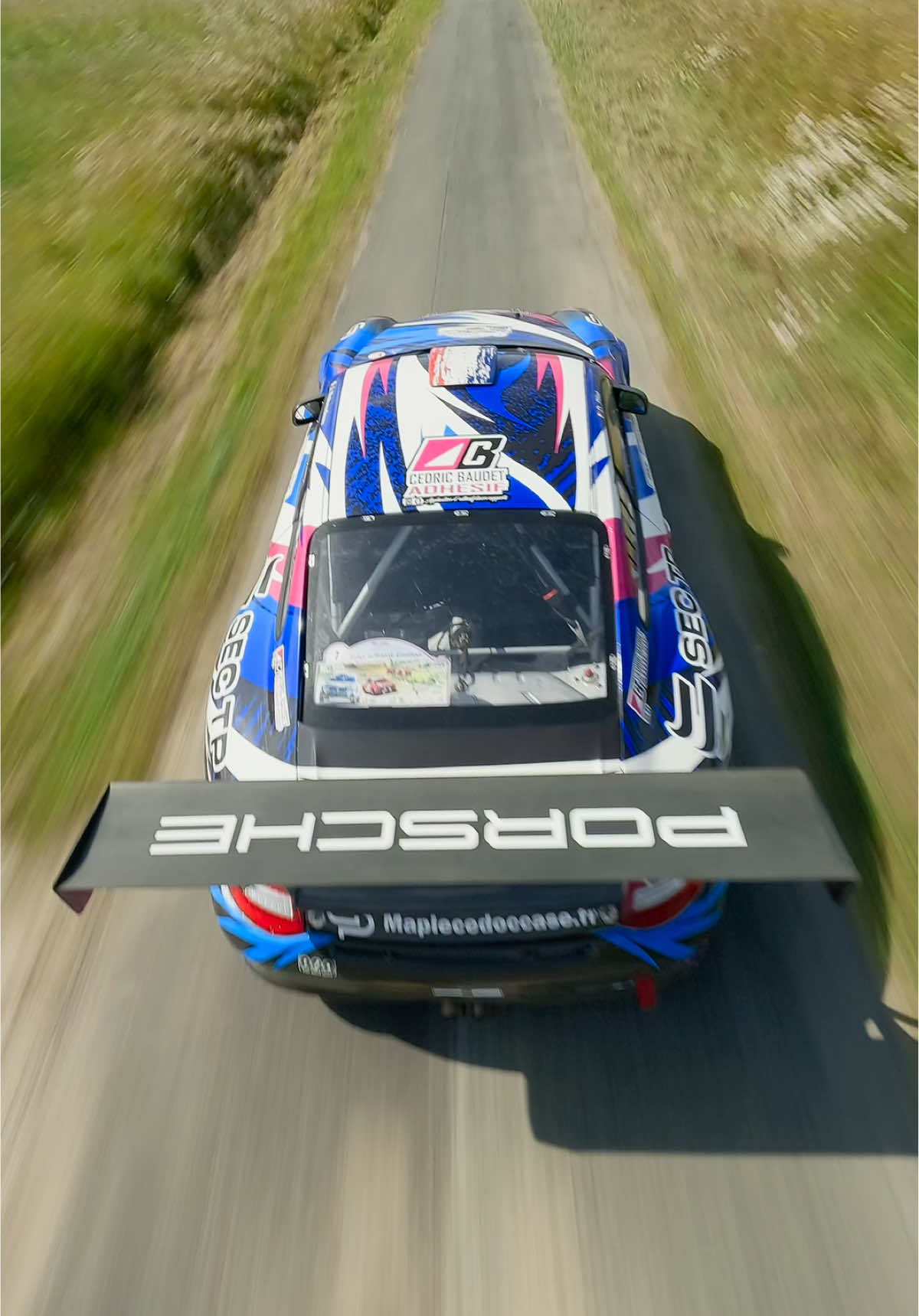 33ème rallye du Saint-Emilion.  Porsche 997 GT+ Pilot : Jimmy Thibaudeau Co-dri