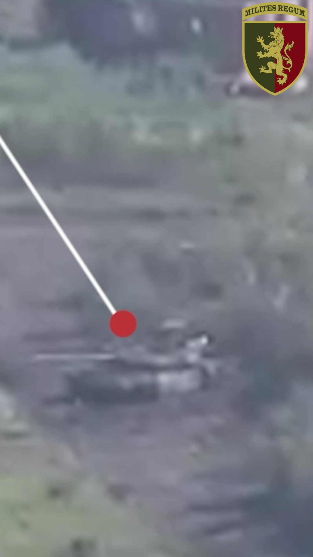 Des militaires de la compagnie de drones d'attaque RAROG 24 OMBr, armés d'un infernal FPV, détruisent