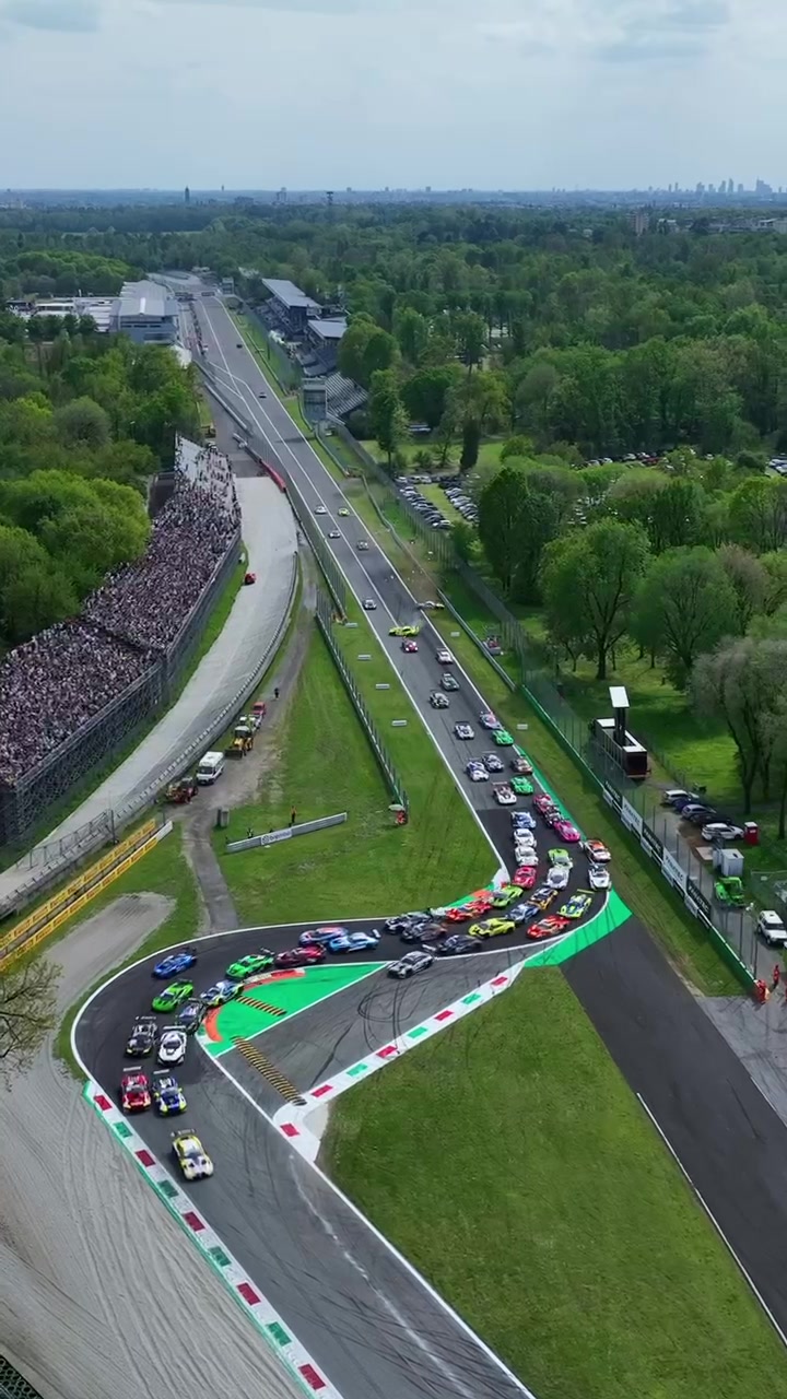 Tour 1, virage 1