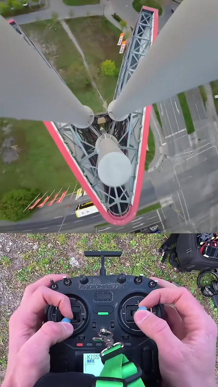 Ce combat FPV semble irréel
