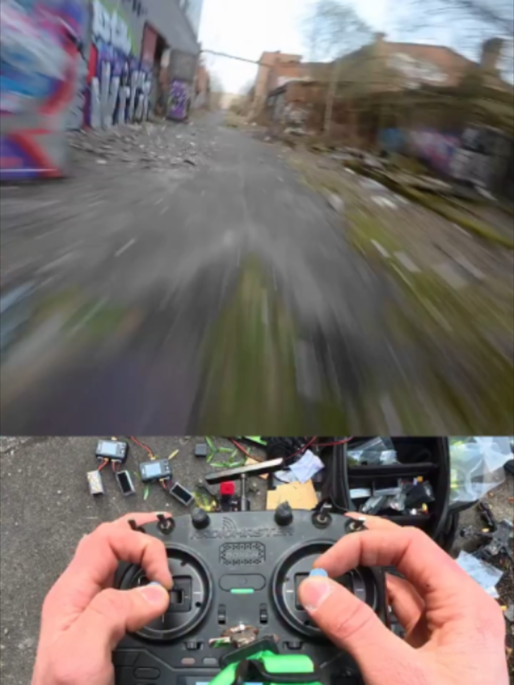Notez le crash de 1 à 10 via :