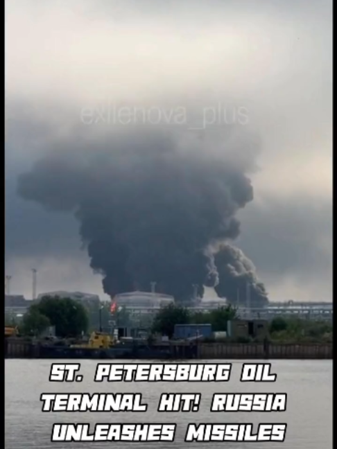 Des drones ukrainiens frappent le terminal pétrolier de Saint-Pétersbourg alors que les avions russes Su-34 et FAB