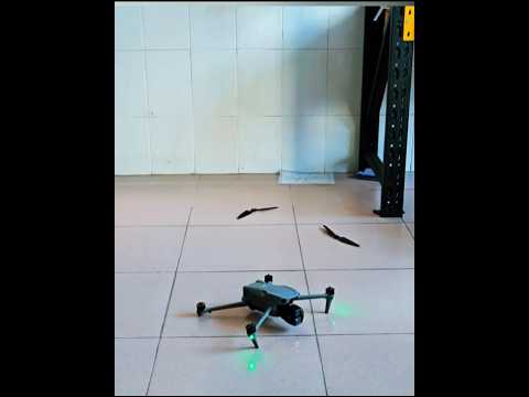 DJI AIR 3S Failed Landing 🛬😂 #dji #drone #shorts #shortsfeed #foryou #youtube #youtubeshorts